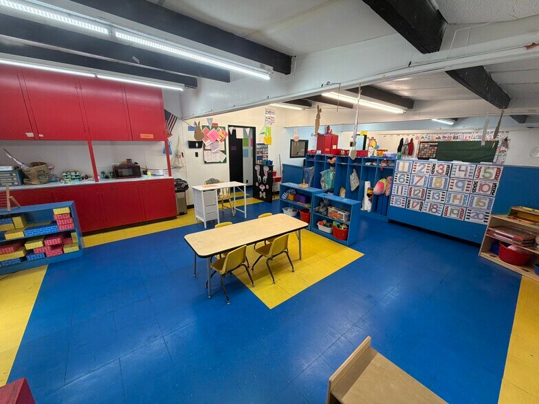 More Photos Of 1816 Hinson Loop Rd, Little Rock Daycare Center For Sale