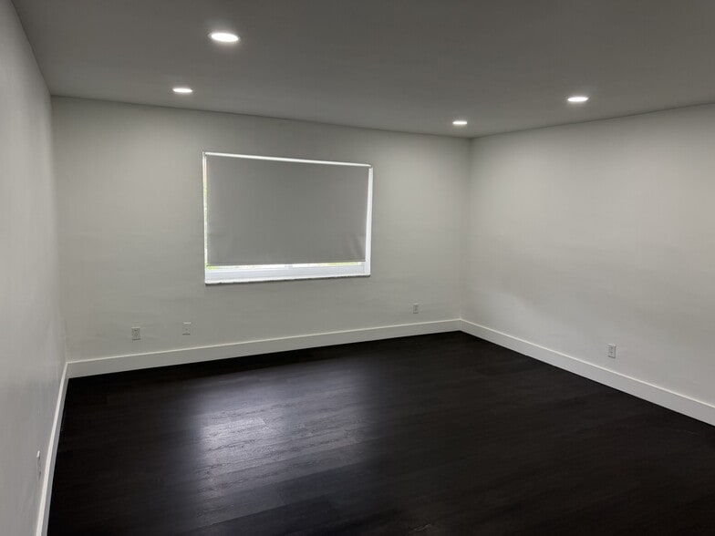 More Photos Of 4850 SW 26th Ave, Fort Lauderdale Apartments For Sale
