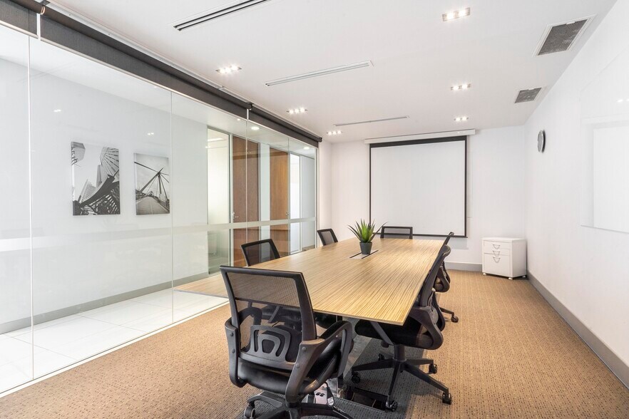 More Photos Of 615 Ferry St, Lafayette Coworking Space