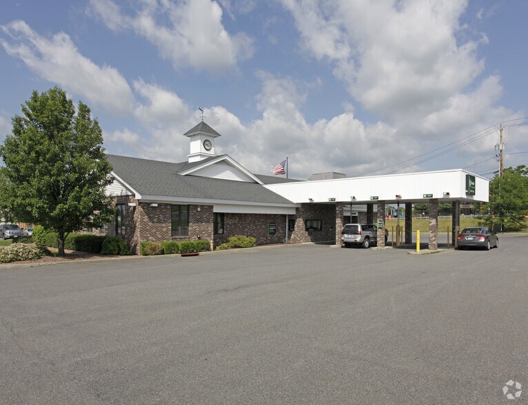 More Photos Of 444-470 Route 211 E, Middletown Unknown For Lease