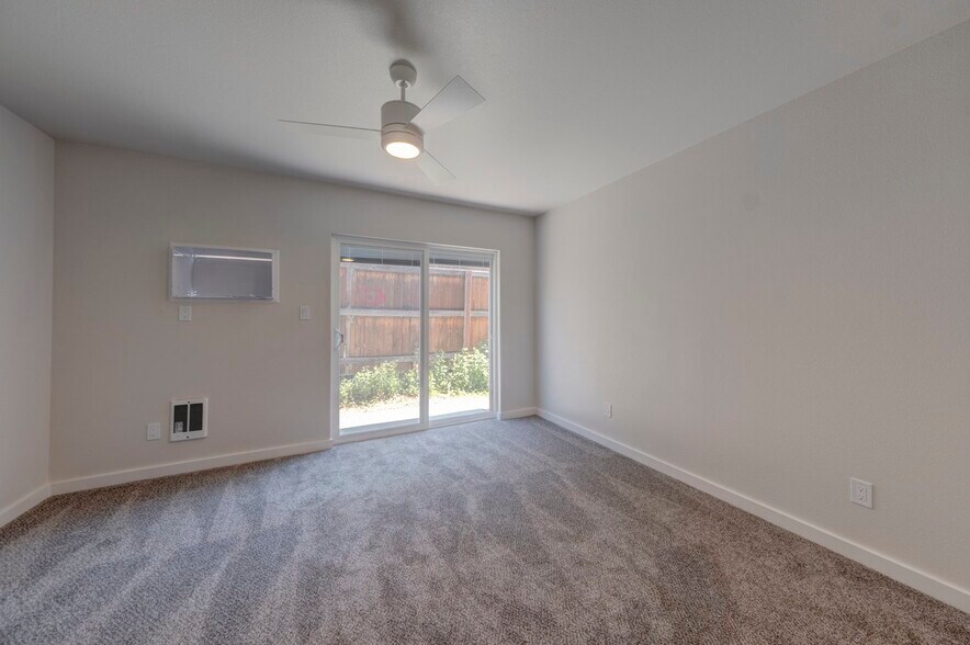 More Photos Of 744 E Loucks St, Sheridan Apartments For Sale