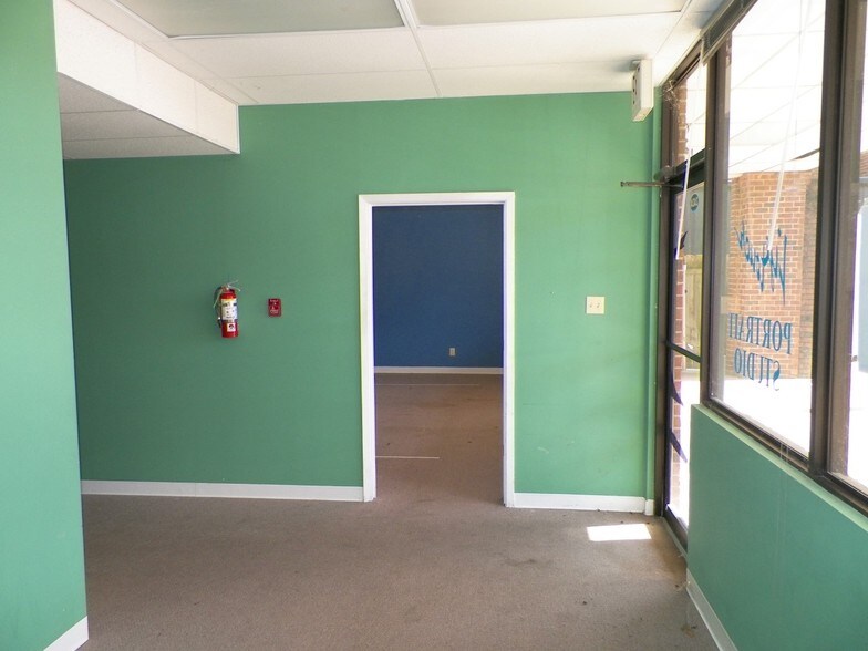 More Photos Of 2424 Old Sterlington Rd, Monroe Freestanding For Lease