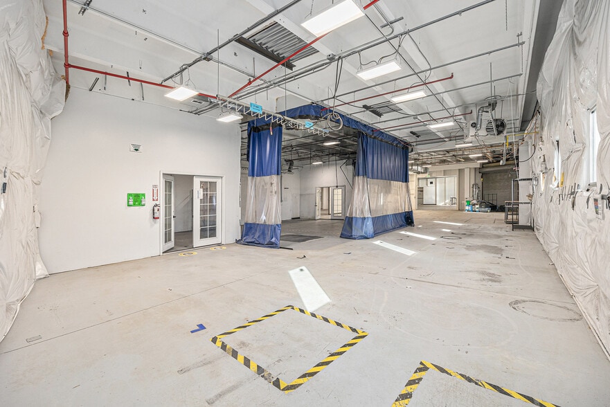 More Photos Of 1475 S Acoma St, Denver Warehouse For Sale