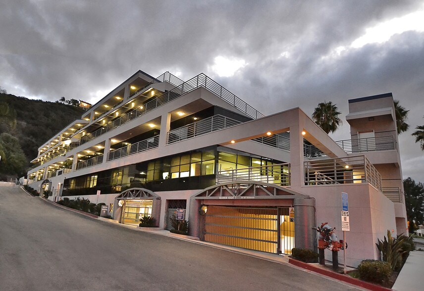 More Photos Of 3517 Camino Del Rio S, San Diego Office For Sale