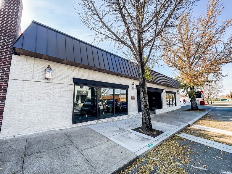 More Photos Of 311 W Main St, Murfreesboro Office Residential For Lease