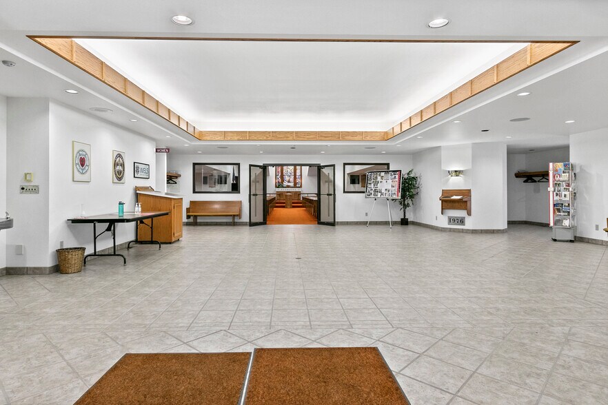 More Photos Of 301 S Chestnut Ave, Oconto Falls Religious Facility For Sale