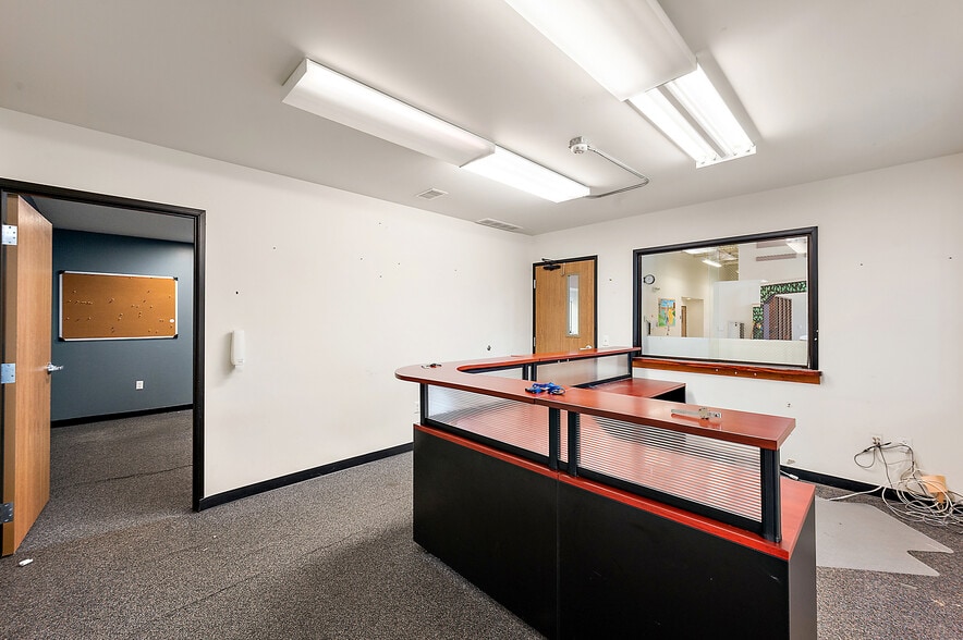 More Photos Of 2061 S Almont Ave, Imlay City Industrial For Sale