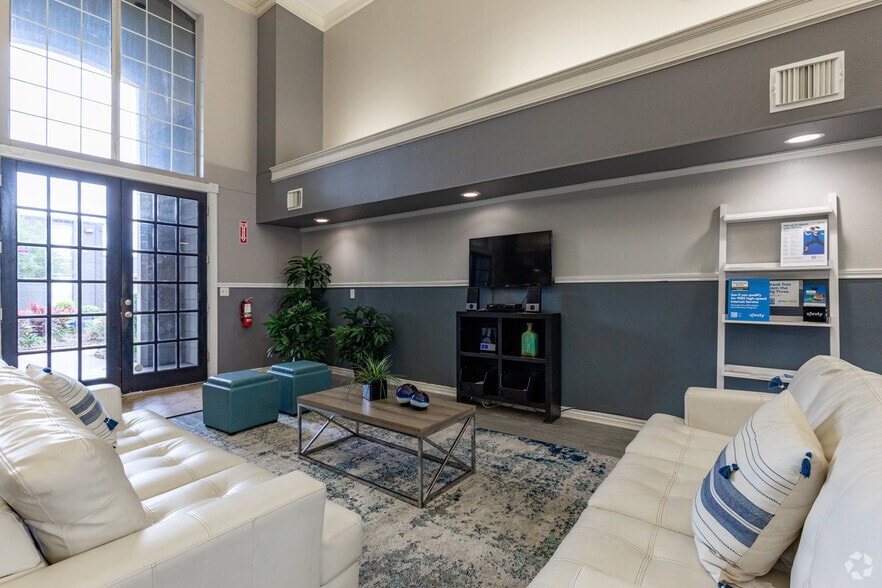 More Photos Of , Houston Multifamily For Sale
