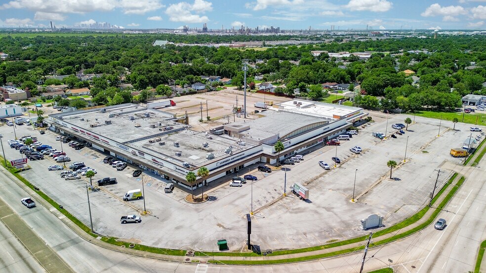 More Photos Of 1218-1240 Shaver St, Pasadena Unknown For Lease