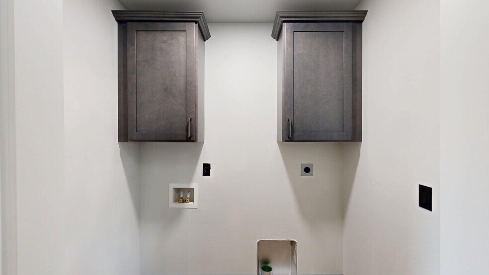 More Photos Of 3734 Crescent Lake Rd, Billings Warehouse For Sale