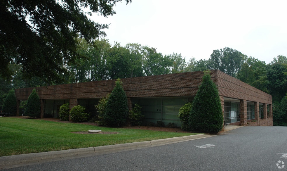 More Photos Of 4732 Lebanon Rd, Mint Hill Light Distribution For Sale