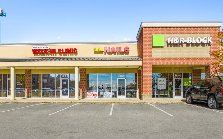 More Photos Of 2910 S Church St, Murfreesboro Freestanding For Lease
