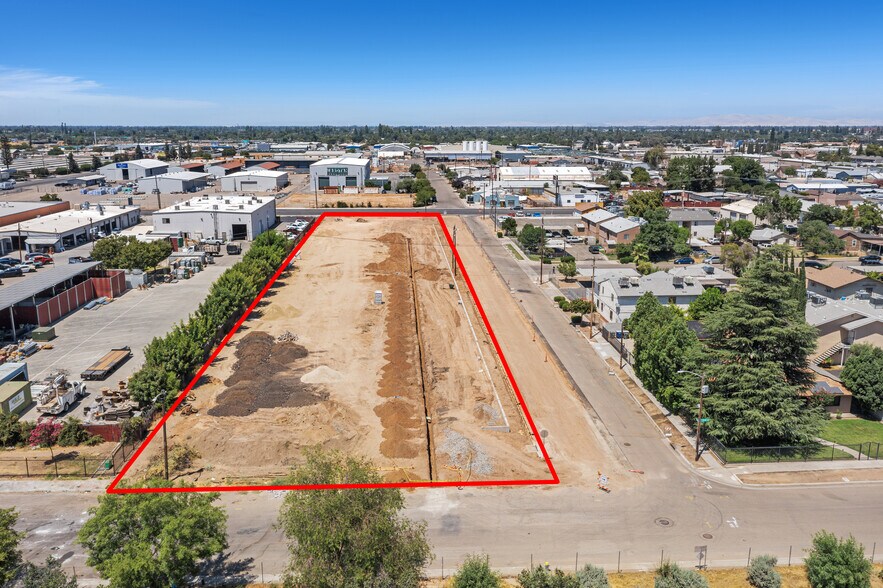 More Photos Of 4630 E Olive Ave, Fresno Unknown For Lease