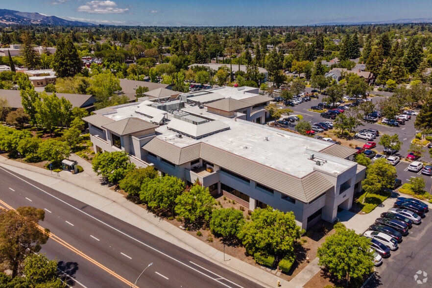 More Photos Of 555 Knowles Dr, Los Gatos Medical For Lease
