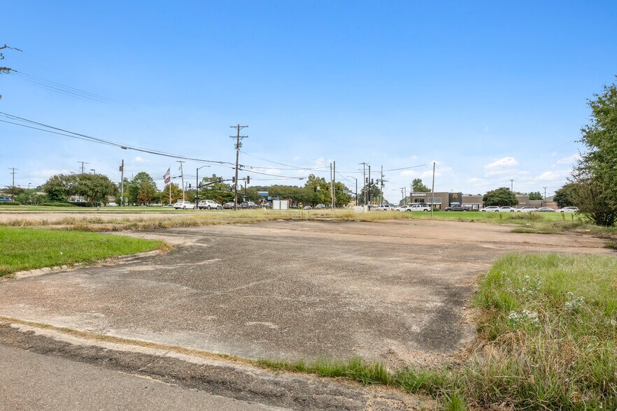 More Photos Of 1804 Spillway Rd, Brandon Land For Sale