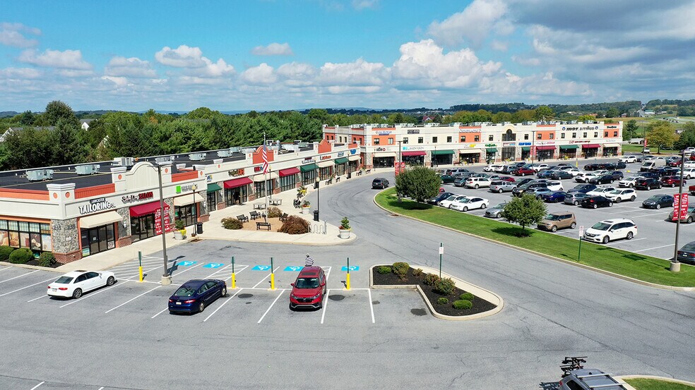 More Photos Of Bloomfield Dr, Lititz Unknown For Lease