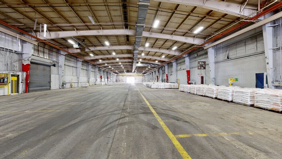 More Photos Of 202 Raleigh St, Wilmington Manufacturing For Lease