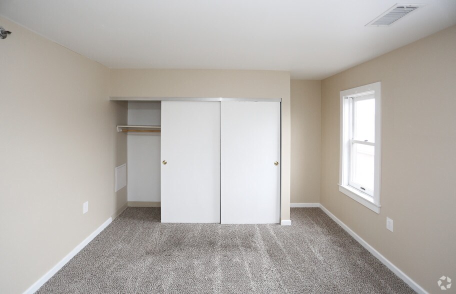 More Photos Of 550 Fletcher Ave, Indianapolis Apartments For Sale