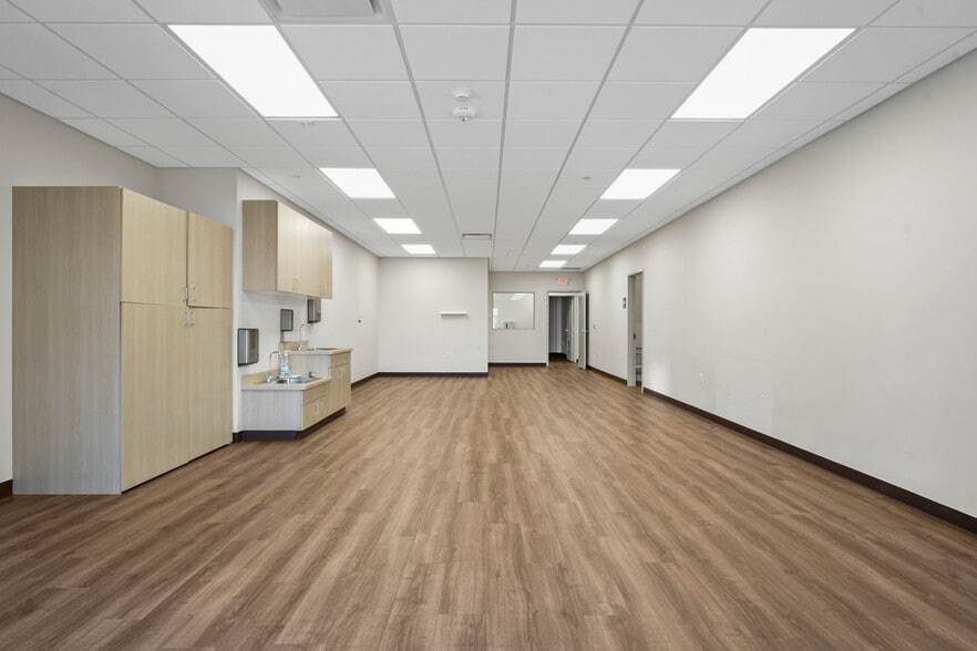 More Photos Of 7610 Mineral Point Rd, Madison Daycare Center For Lease