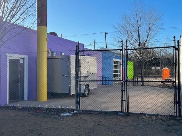 More Photos Of 2124 NW 39th St, Oklahoma City Storefront For Lease