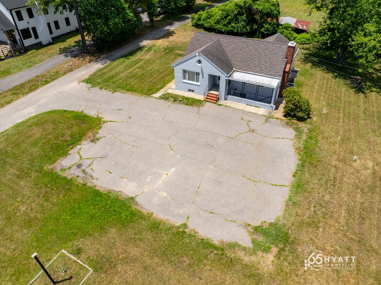 More Photos Of 2976 Solomons Island Rd, Edgewater Office For Sale