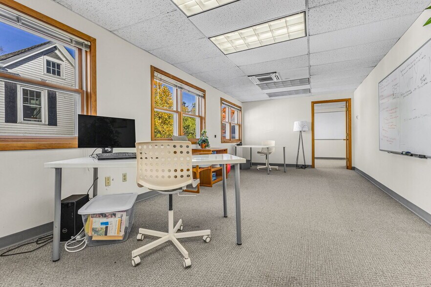 More Photos Of 345 Boston Post Rd, Sudbury Office For Lease