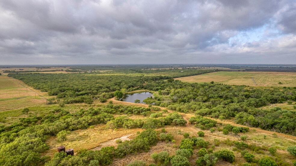 More Photos Of 2538 County Road 223, Floresville Land For Sale