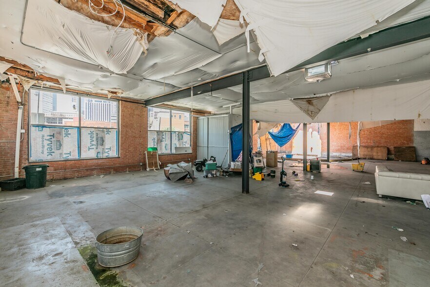 More Photos Of 1820 Canton St, Dallas Warehouse For Lease
