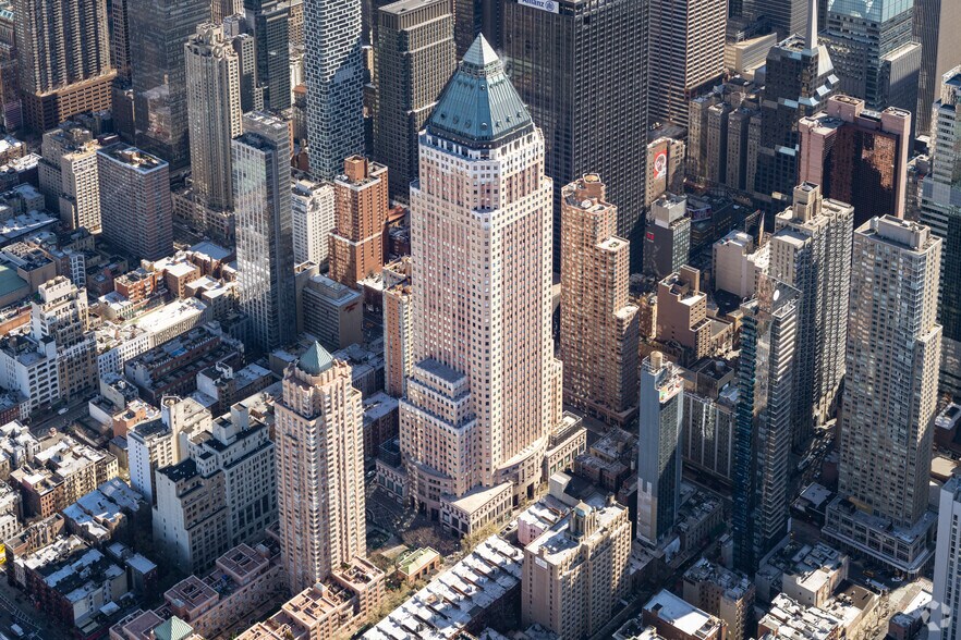 More Photos Of 825 Eighth Ave, New York Office For Lease