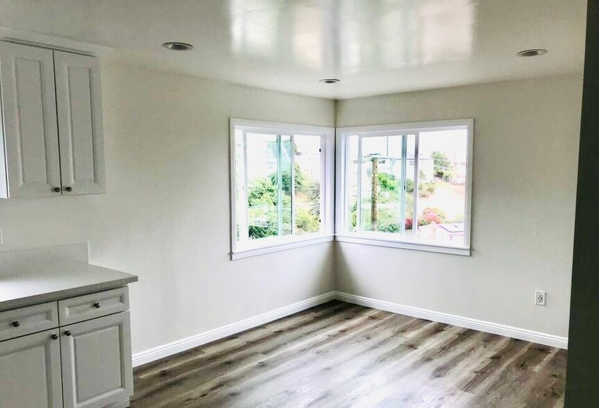 More Photos Of 3733 Bostwick St, Los Angeles Apartments For Sale