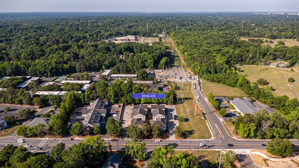 More Photos Of 5808 Monroe Rd, Charlotte Office For Sale