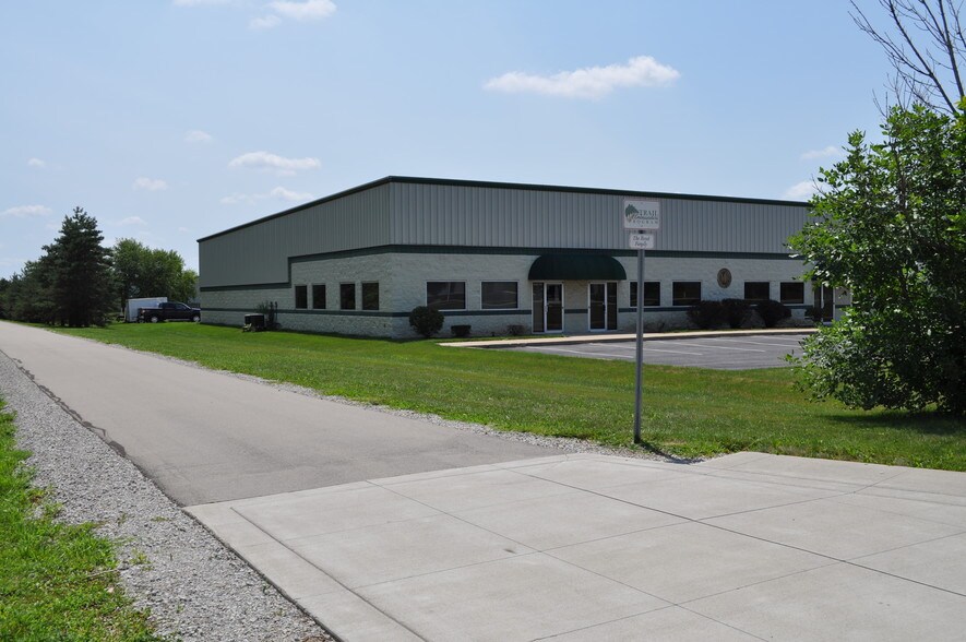 More Photos Of 16855 Southpark Dr, Westfield Warehouse For Lease