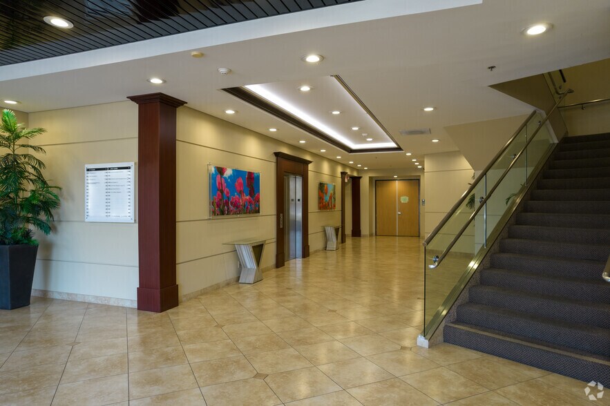 More Photos Of 1980 Orange Tree Ln, Redlands Office For Lease