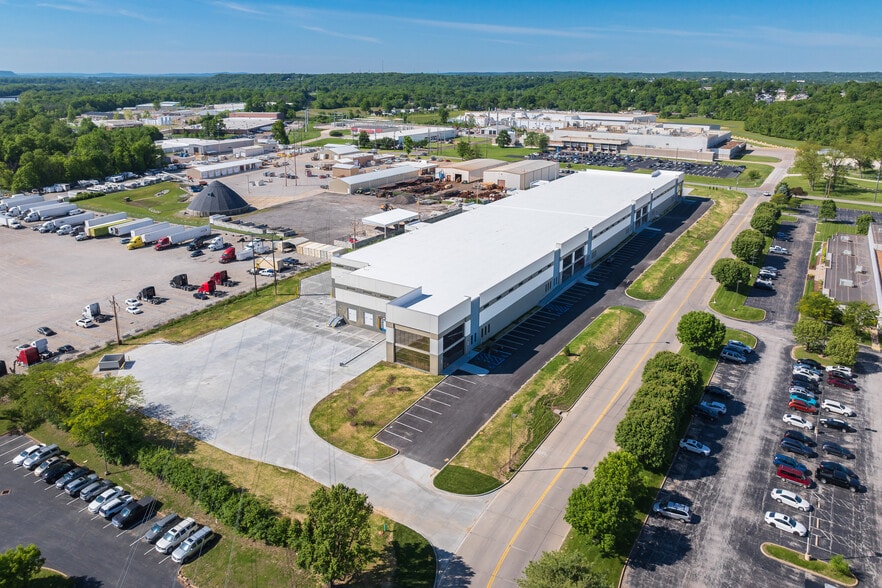 Primary Photo Of 2880 Arnold Tenbrook Rd, Arnold Manufacturing For Lease