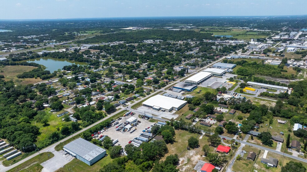 More Photos Of 2715 Crystal Lake Acres Dr, Lakeland Warehouse For Sale