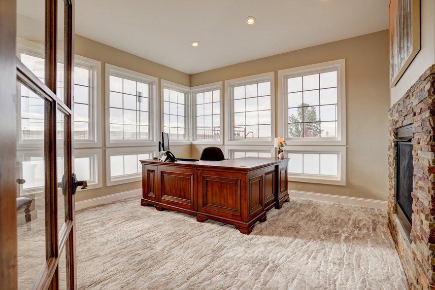 More Photos Of 15530 E Broncos Pky, Centennial Office For Lease