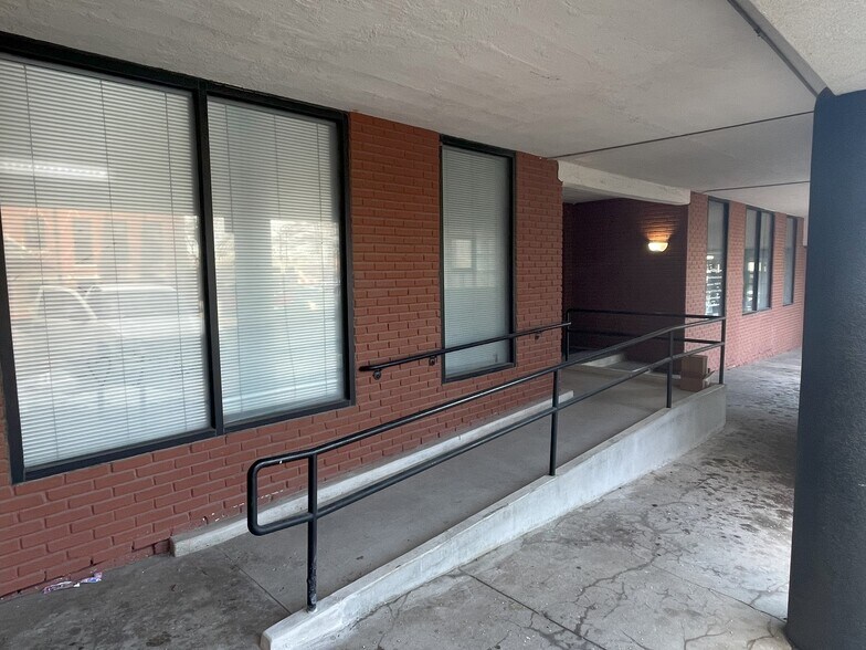 More Photos Of 1330-1336 E 15th St, Tulsa Freestanding For Lease