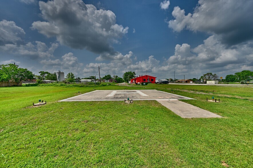 More Photos Of 23473 FM 39, Iola Restaurant For Sale