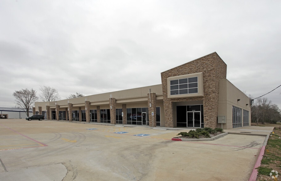 More Photos Of 605 Dulles Ave, Stafford Unknown For Lease