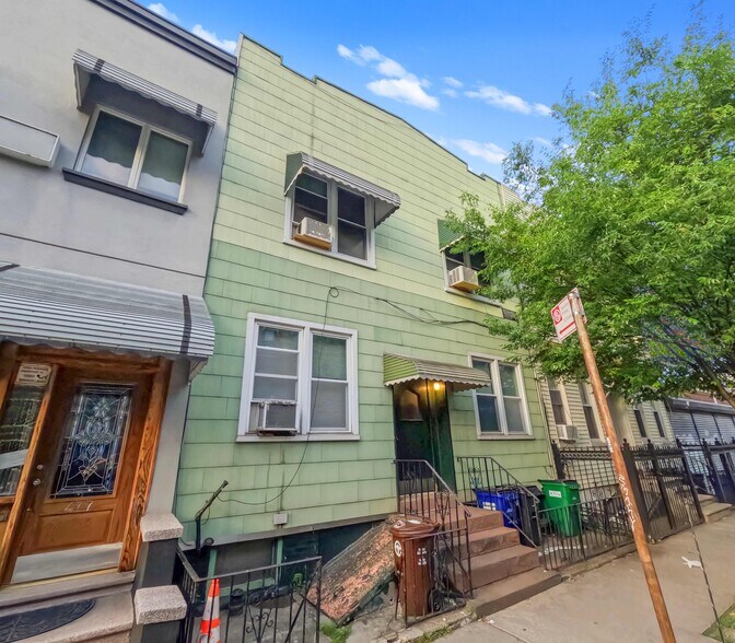 Primary Photo Of 479 Woodward Ave, Ridgewood Apartments For Sale