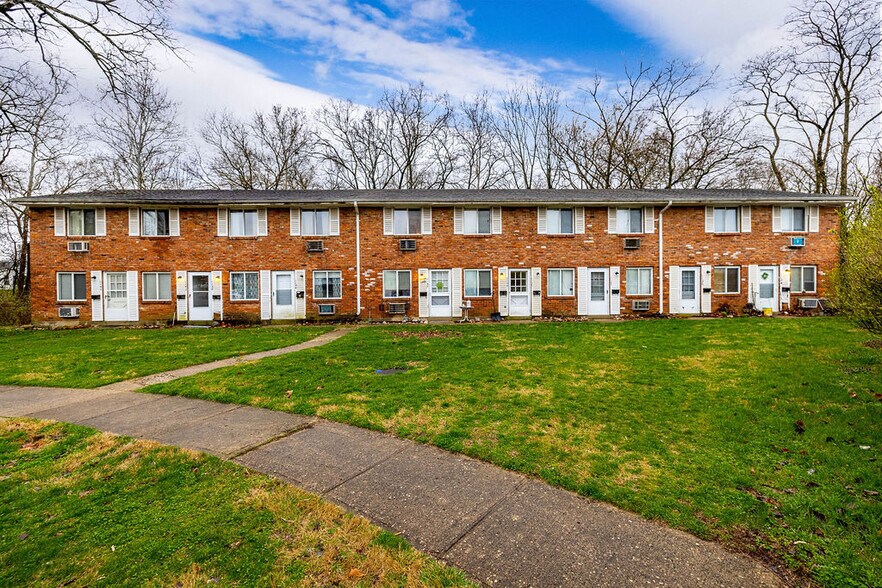 More Photos Of 1124 Case Ct, Miamisburg Apartments For Sale