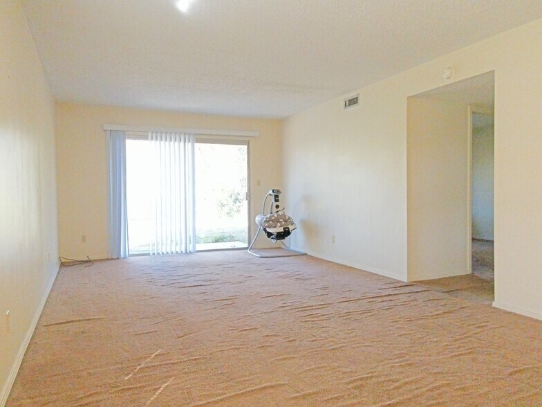 More Photos Of 2273 S Byron Butler Pky, Perry Apartments For Sale