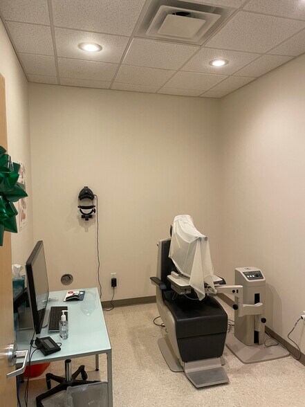 More Photos Of 4010 Sandy Brook Dr, Round Rock Medical For Sale