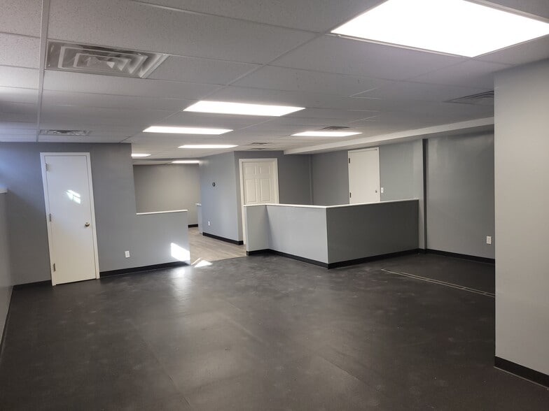 More Photos Of 160 Commack Rd, Commack Medical For Lease