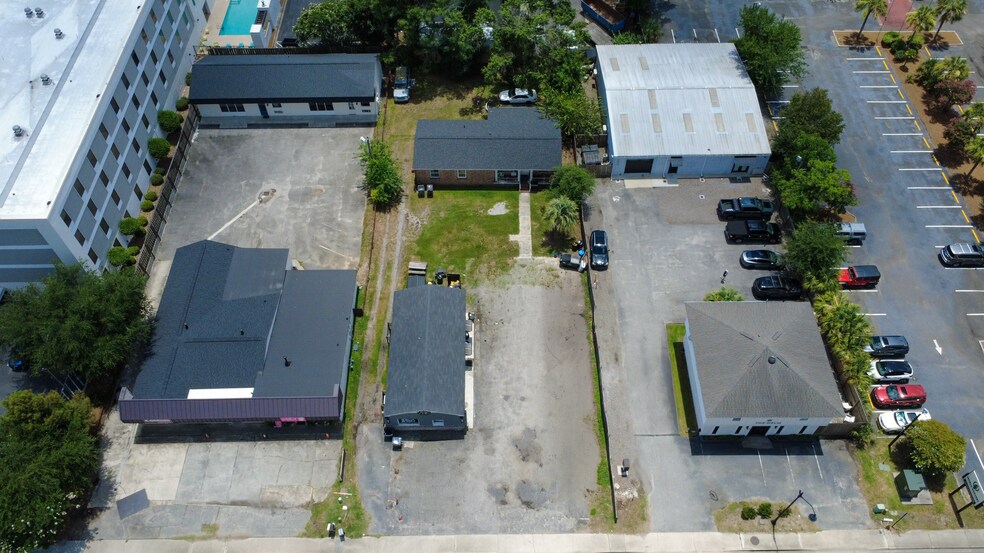 Primary Photo Of , North Charleston General Retail For Sale