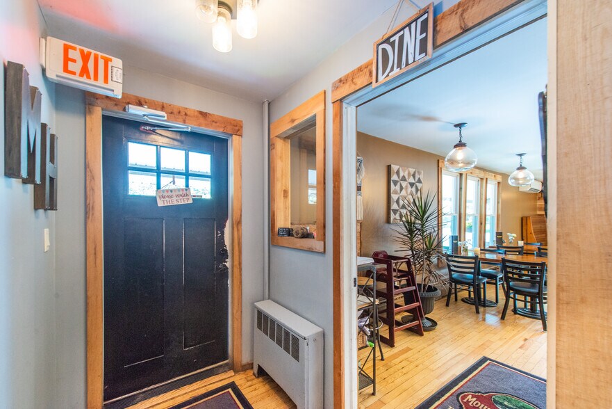 19 US Highway 206 S, Sandyston, NJ 07826 Restaurant For Sale