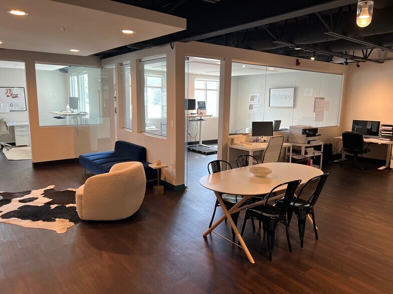 More Photos Of 3020 Carbon Pl, Boulder Office For Sale
