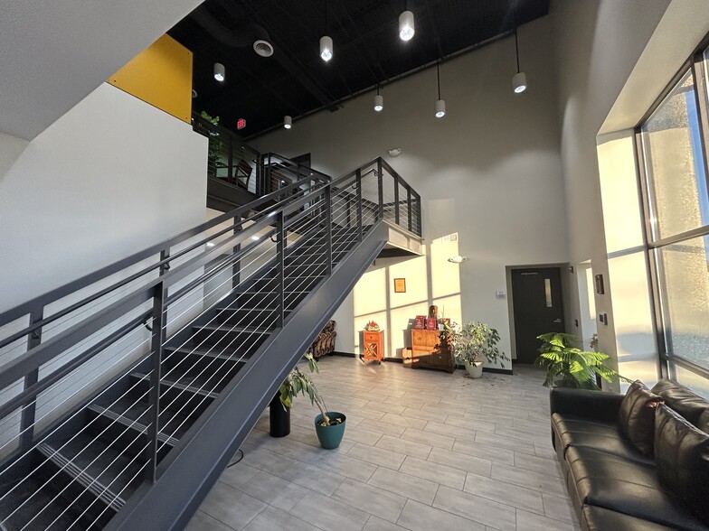 More Photos Of 316 E Monroe St, South Bend Flex For Sale