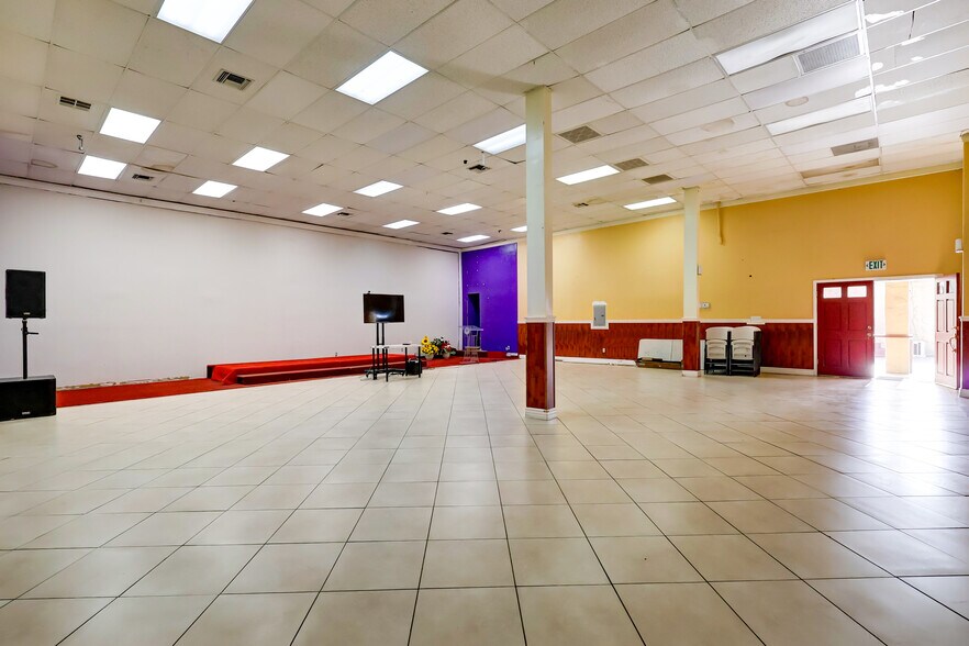 More Photos Of ,  Unknown For Sale