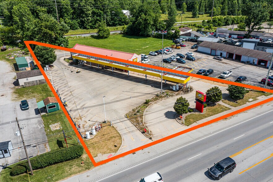 Primary Photo Of 7773 Dixie Hwy, Louisville Carwash For Sale